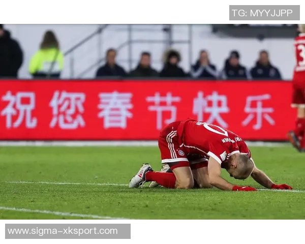 宋仲基热爱足球的背后故事与他在绿茵场上的精彩瞬间分享